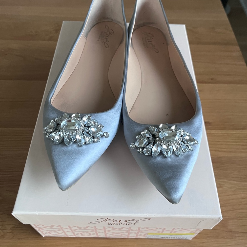 Jewel Badgley Mischka Flats